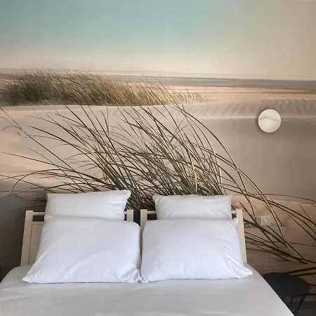 Appartement Duplex Renove Avec Vue Mer, Garage Et Climatisation A Vaux-sur-mer, Proche Pontaillac - Fr-1-539-57