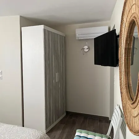 Duplex Renove Avec Vue Mer, Garage Et Climatisation A Vaux-sur-mer, Proche Pontaillac - Fr-1-539-57 Appartement
