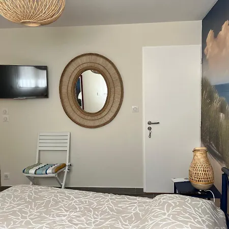 アパート Duplex Renove Avec Vue Mer, Garage Et Climatisation A Vaux-sur-mer, Proche Pontaillac - Fr-1-539-57 *